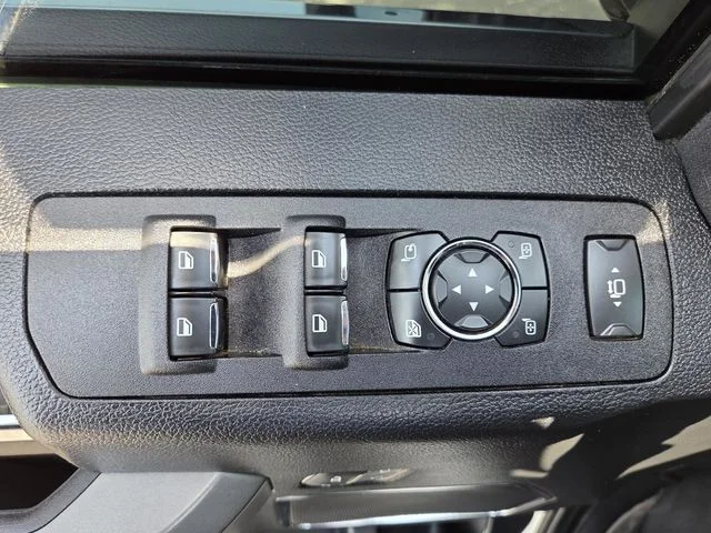 Used 2021 White Metallic Ford Platinum image 25