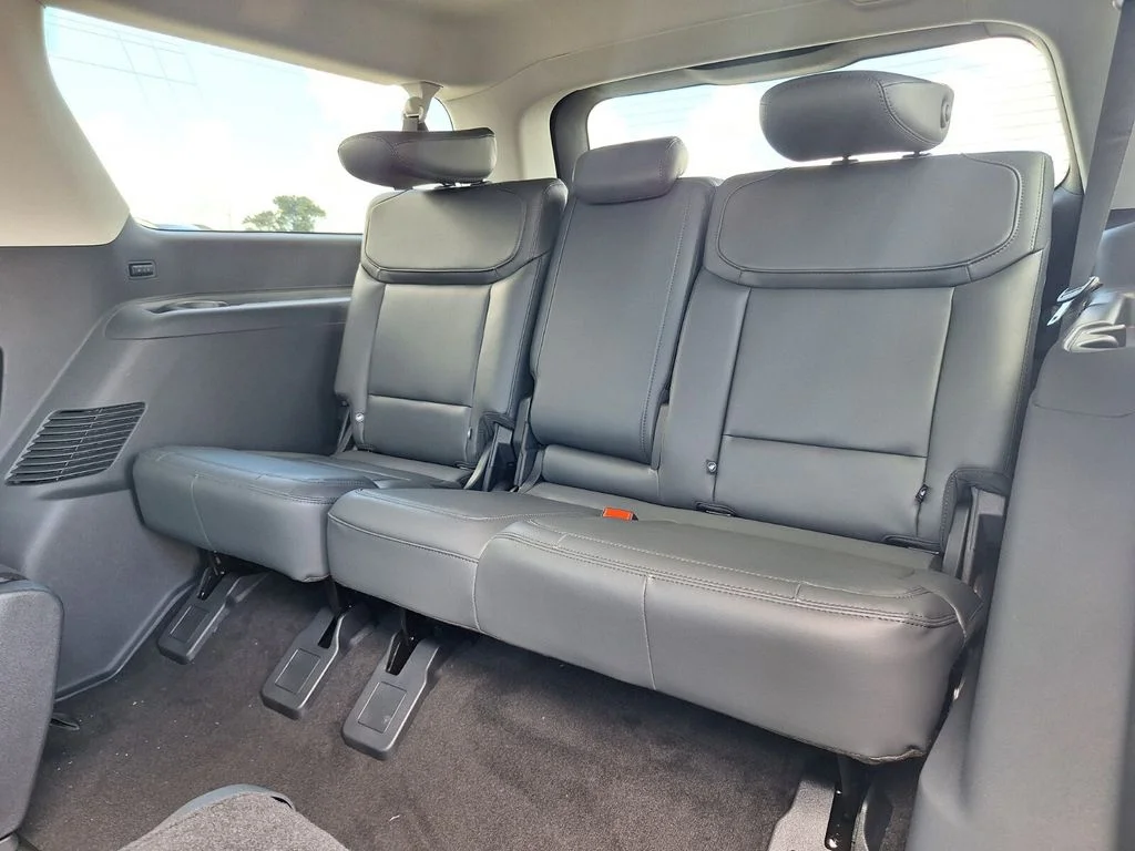 New 2027 Dark Matter Gray Metallic Ford MAX Active image 22