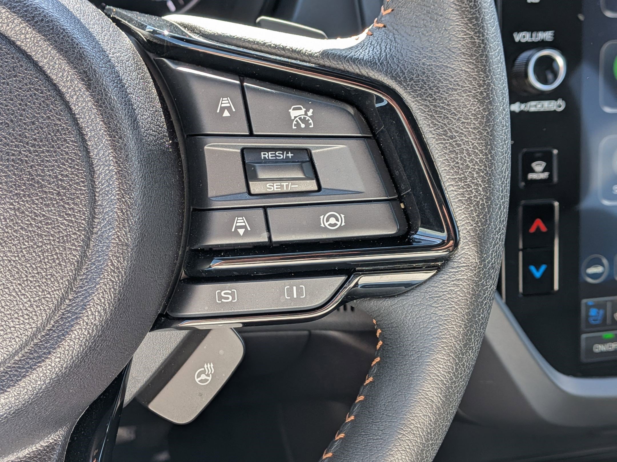 Used 2025 Magnetite Gray Metallic Subaru Touring image 15