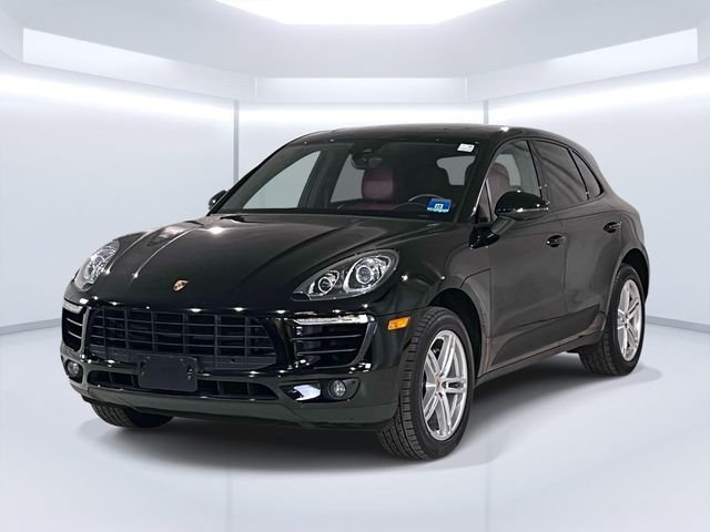 2018 Porsche Macan -'s photo