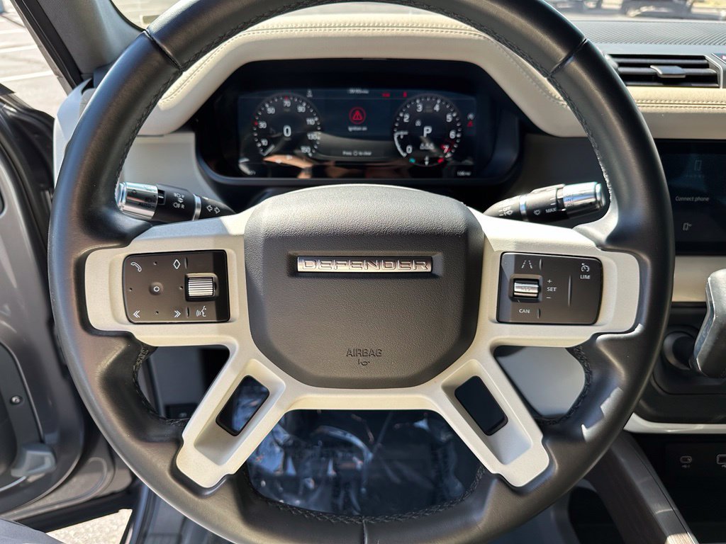 Used 2022 Gray Land Rover X-Dynamic SE image 7
