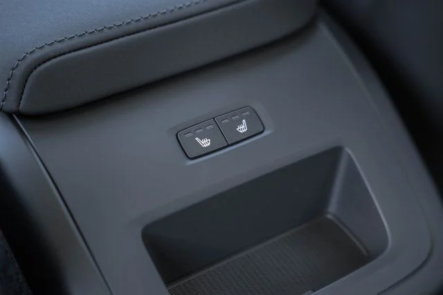 2026 Volvo XC60 Plus - Photo 29