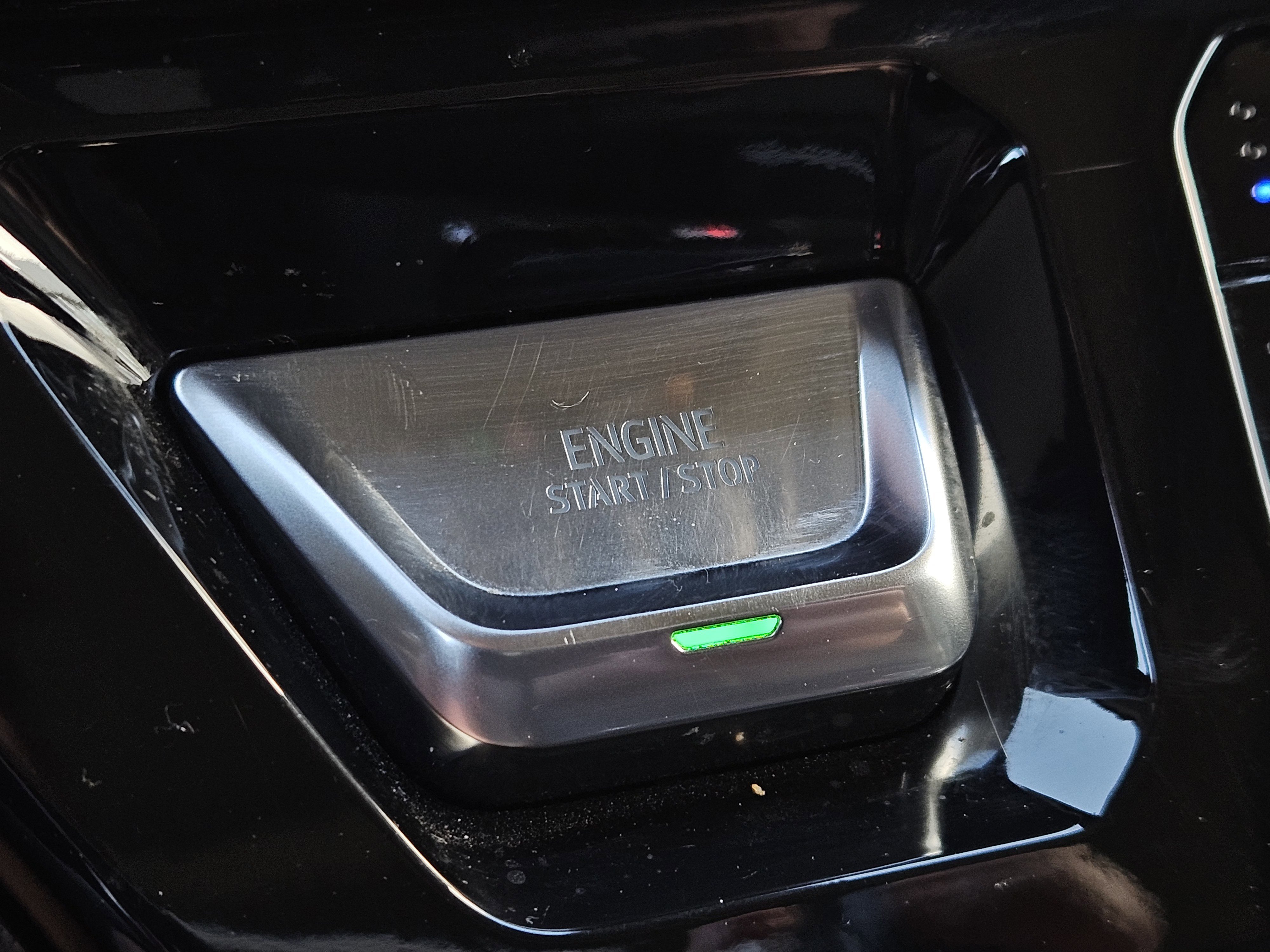 Used 2023 Onyx Black GMC Denali image 22