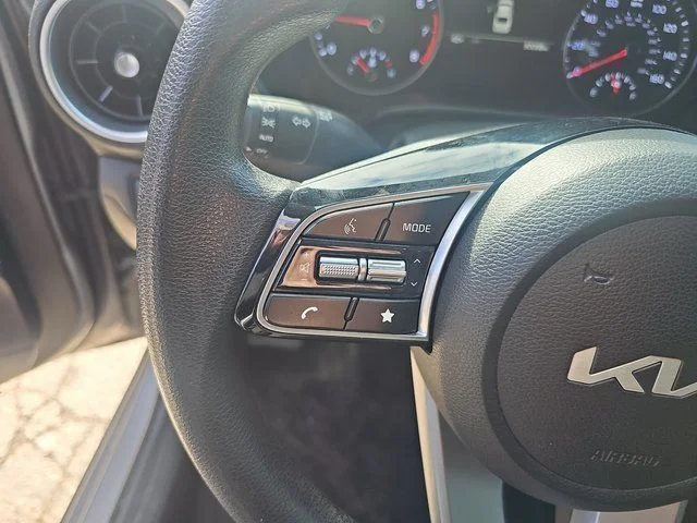 Used 2023 Gray Kia LXS image 9