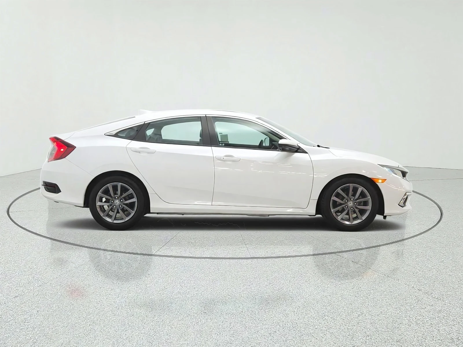 Used 2019 Platinum White Pearl Honda EX CVT image 4