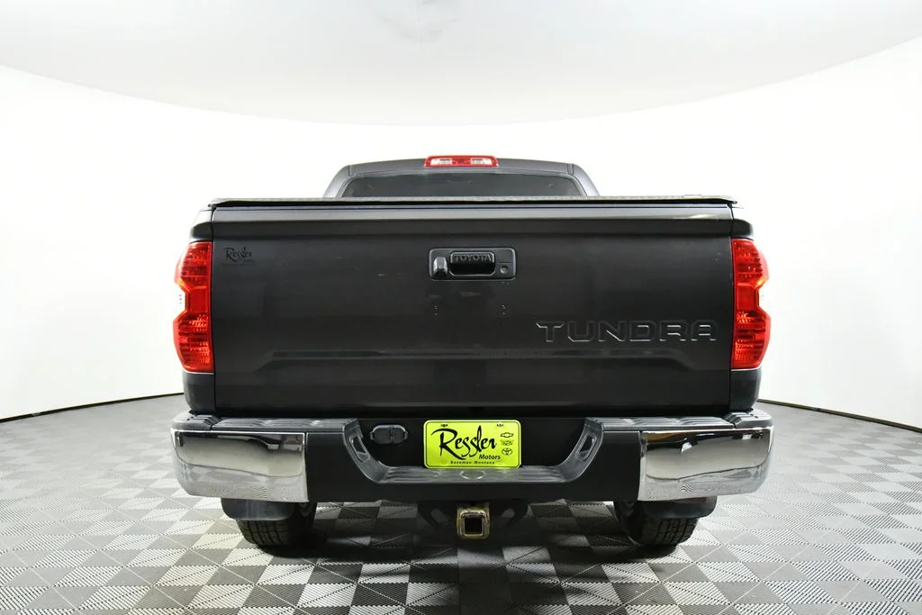 2019 Toyota Tundra SR5 - Photo 12