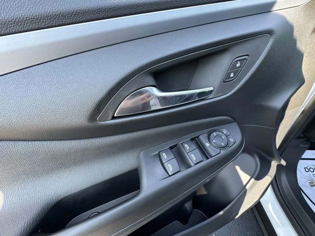 New 2026 Summit White Buick Preferred image 13