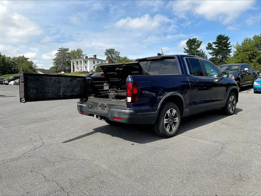 Certified Used 2019 Obsidian Blue Pearl Honda RTL image 37