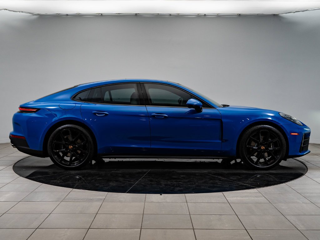 Used 2025 Lugano Blue Porsche 4 image 9