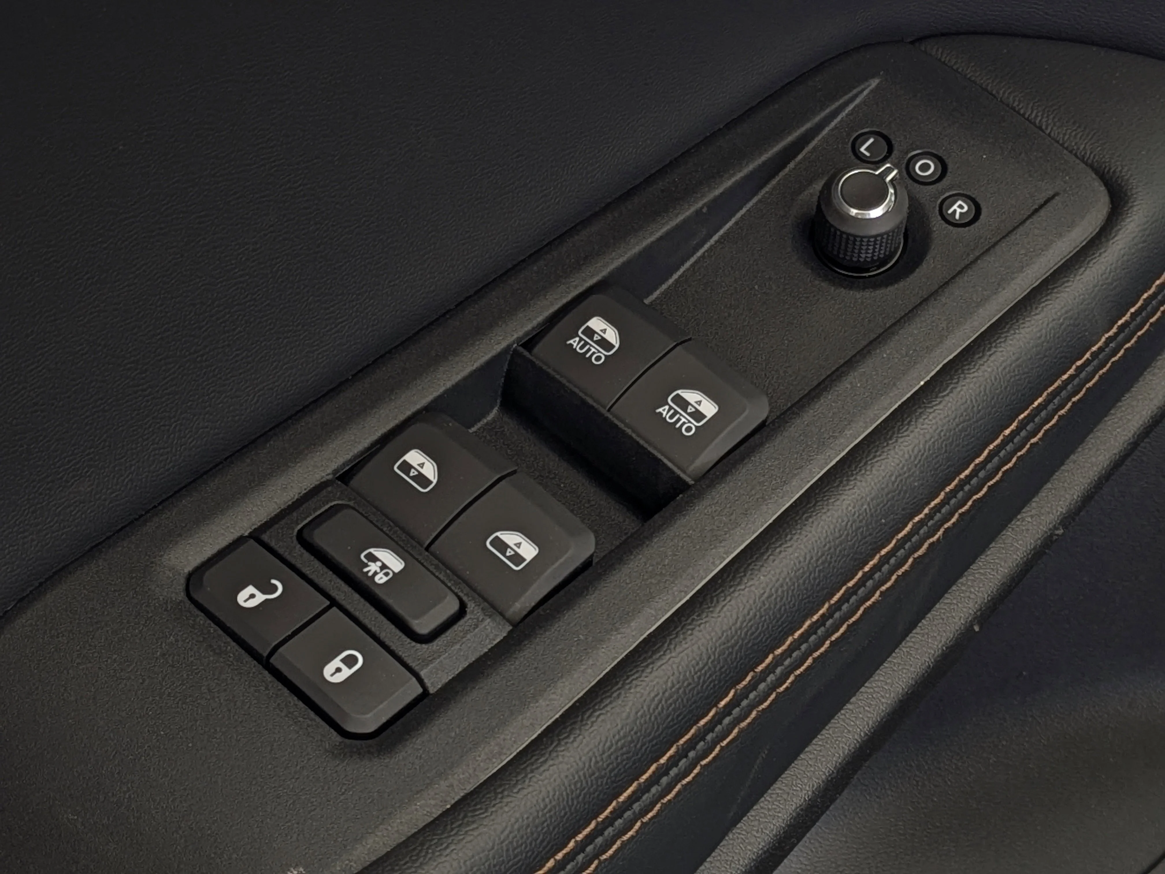 New 2026 Grey Jeep Limited - Preferred Package 23G  - Mopar Interior Protection Pckge-  Pano Sunroof image 13