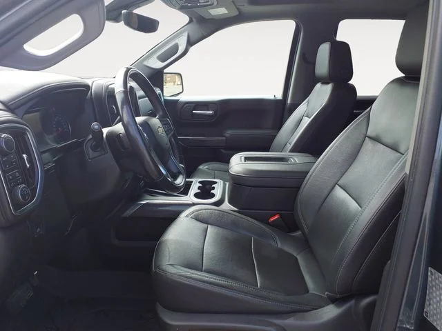 Used 2019 Shadow Gray Metallic Chevrolet LTZ image 15