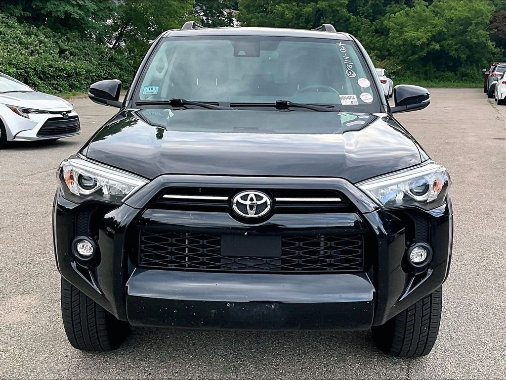 Used 2022 Black Toyota SR5 Premium image 2