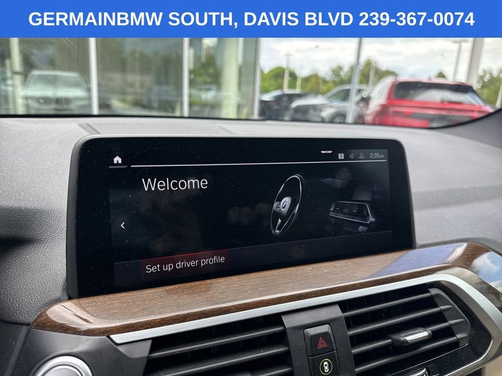 Used 2021 White Metallic BMW xDrive30i image 18