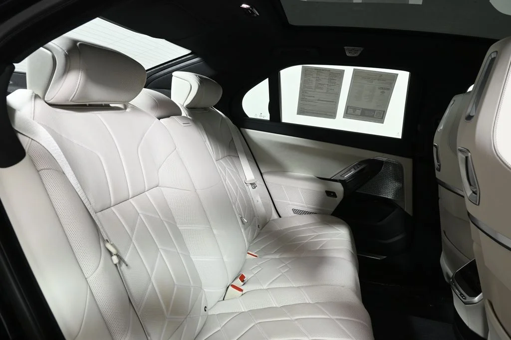 Certified Used 2023 Black BMW 760i xDrive image 34