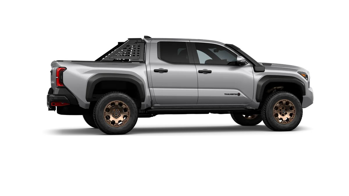 New 2026 Celestial Silver Metallic Toyota Trailhunter image 34