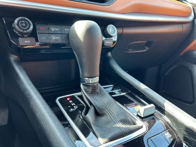 Used 2024 None Jeep Limited image 43