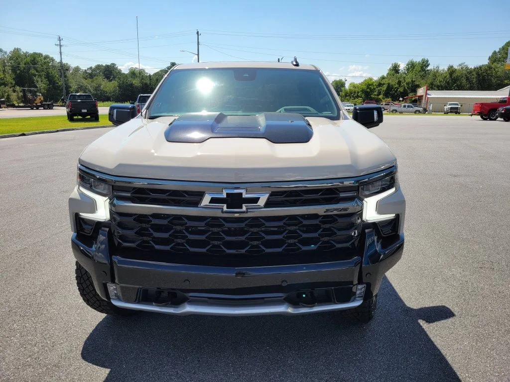 New 2026 White Sands Chevrolet ZR2 image 9