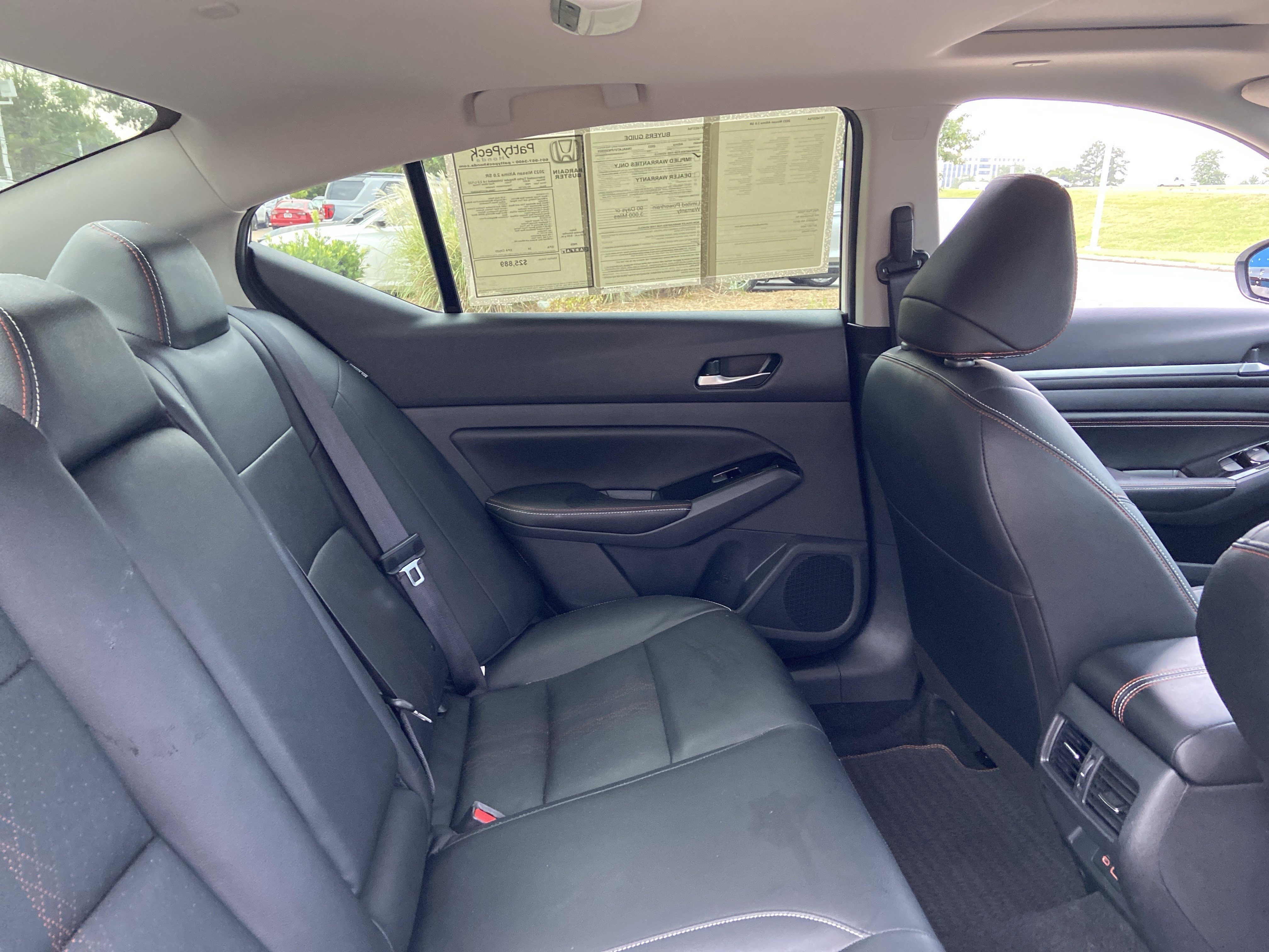 Used 2023 Pearl White Tricoat Nissan 2.0 SR image 21