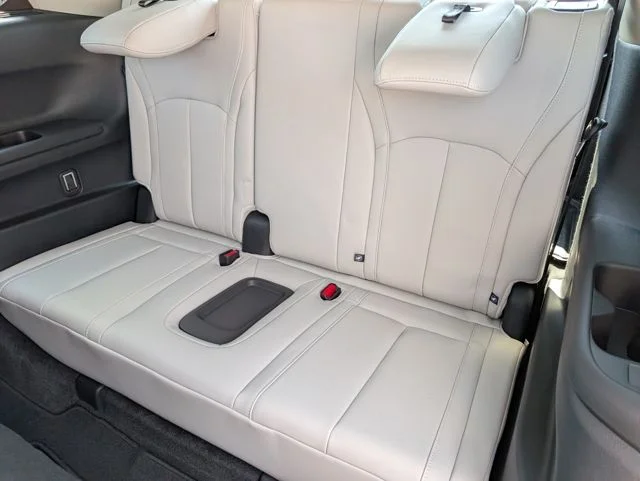 New 2027 HARBOR GRAY INFINITI LUXE image 24