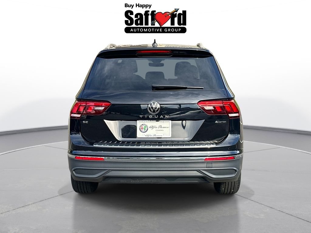 Used 2024 Black Volkswagen 2.0T SE image 6