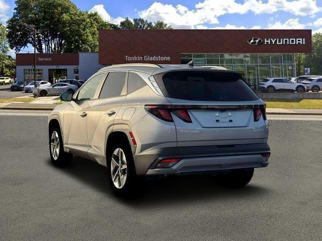 New 2026 Shimmering Silver Hyundai SEL AWD image 5