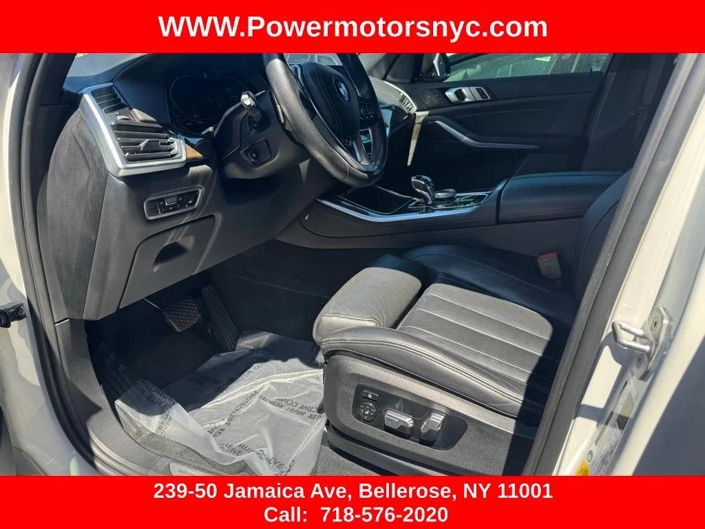 Used 2022 White BMW sDrive40i image 34