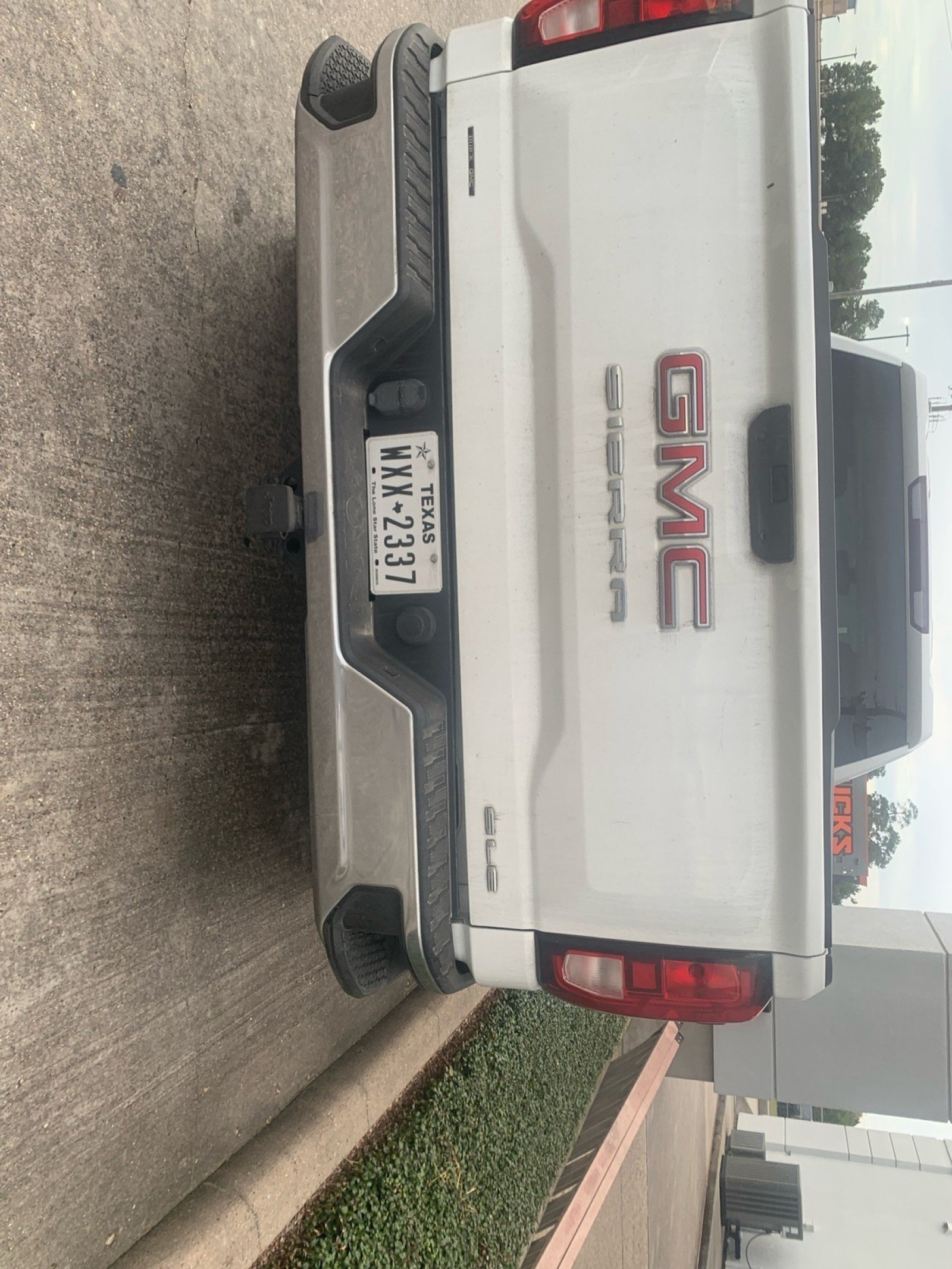2020 GMC Sierra 1500 photo 4 of 22