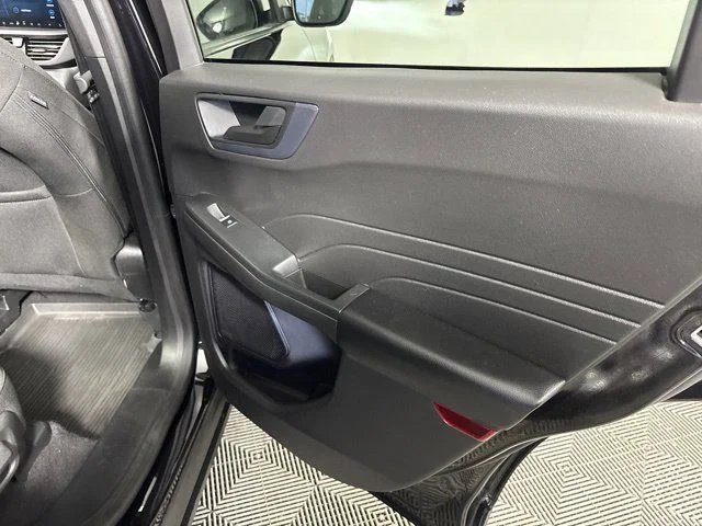 Used 2023 Black Ford Active image 27