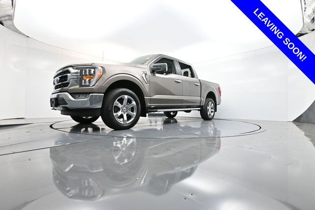 Used 2023 Gray Ford XLT image 28