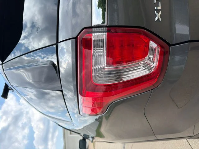 Used 2017 Gray Ford XLT image 6