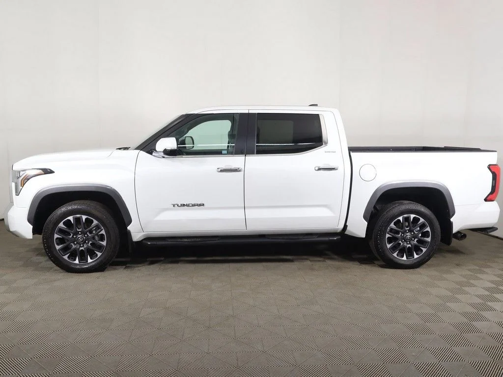 Used 2025 Pearl Toyota Limited image 18
