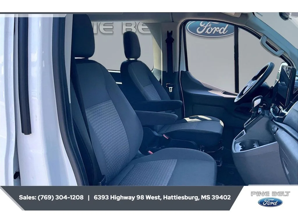 Used 2023 Oxford White Ford XLT image 6