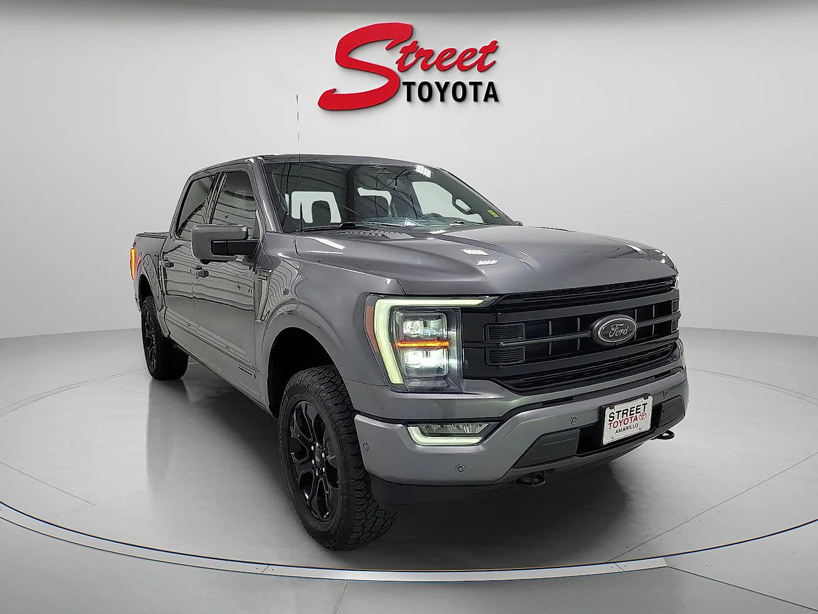 Used 2023 Gray Ford  image 5