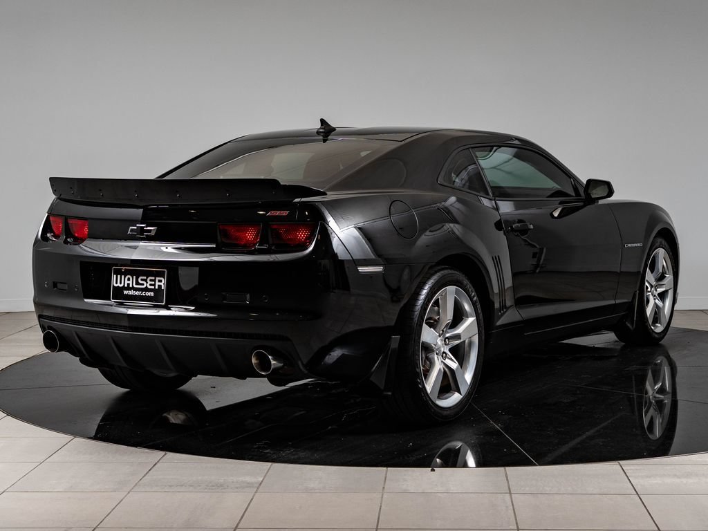 Used 2011 Black Chevrolet SS image 10