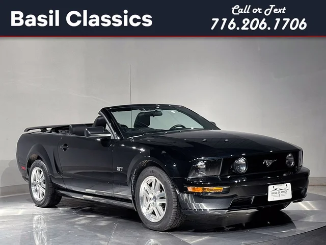 2005 Ford Mustang 