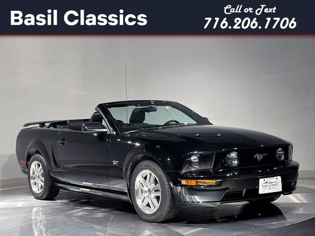 2005 Ford Mustang 