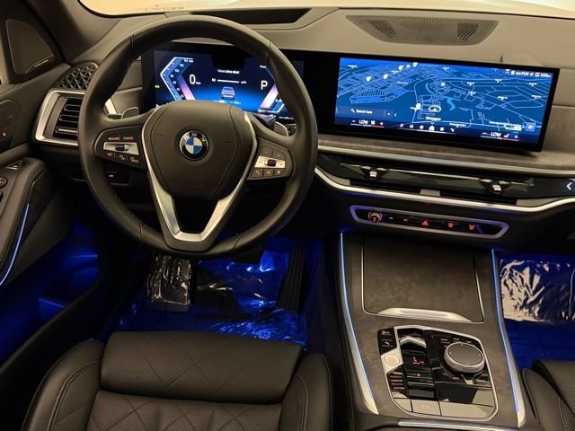Used 2025 Skyscraper Gray Metallic BMW xDrive40i image 29