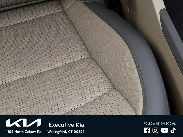 New 2026 White Kia Wave image 24