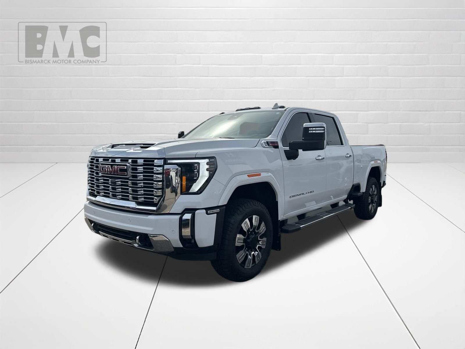 2024 GMC Sierra Denali 4WD Crew Cab Standard Box's photo