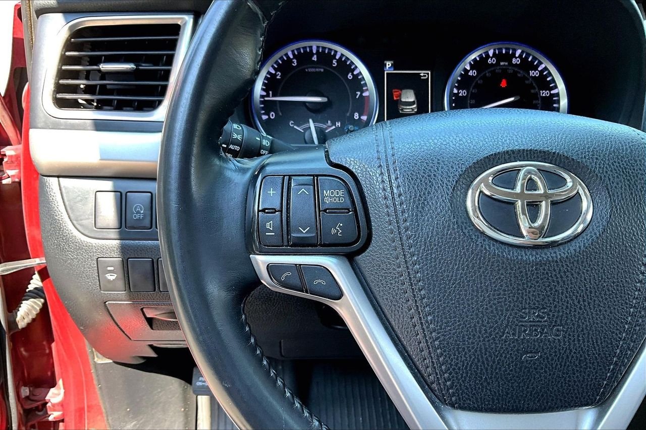 Used 2019 Red Toyota SE image 10