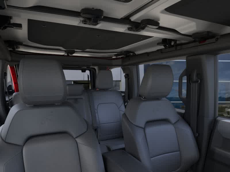 Nova imagem do Ford Big Bend® 2026 em Vermelho Rubi Metálico com Verniz Transparente 12