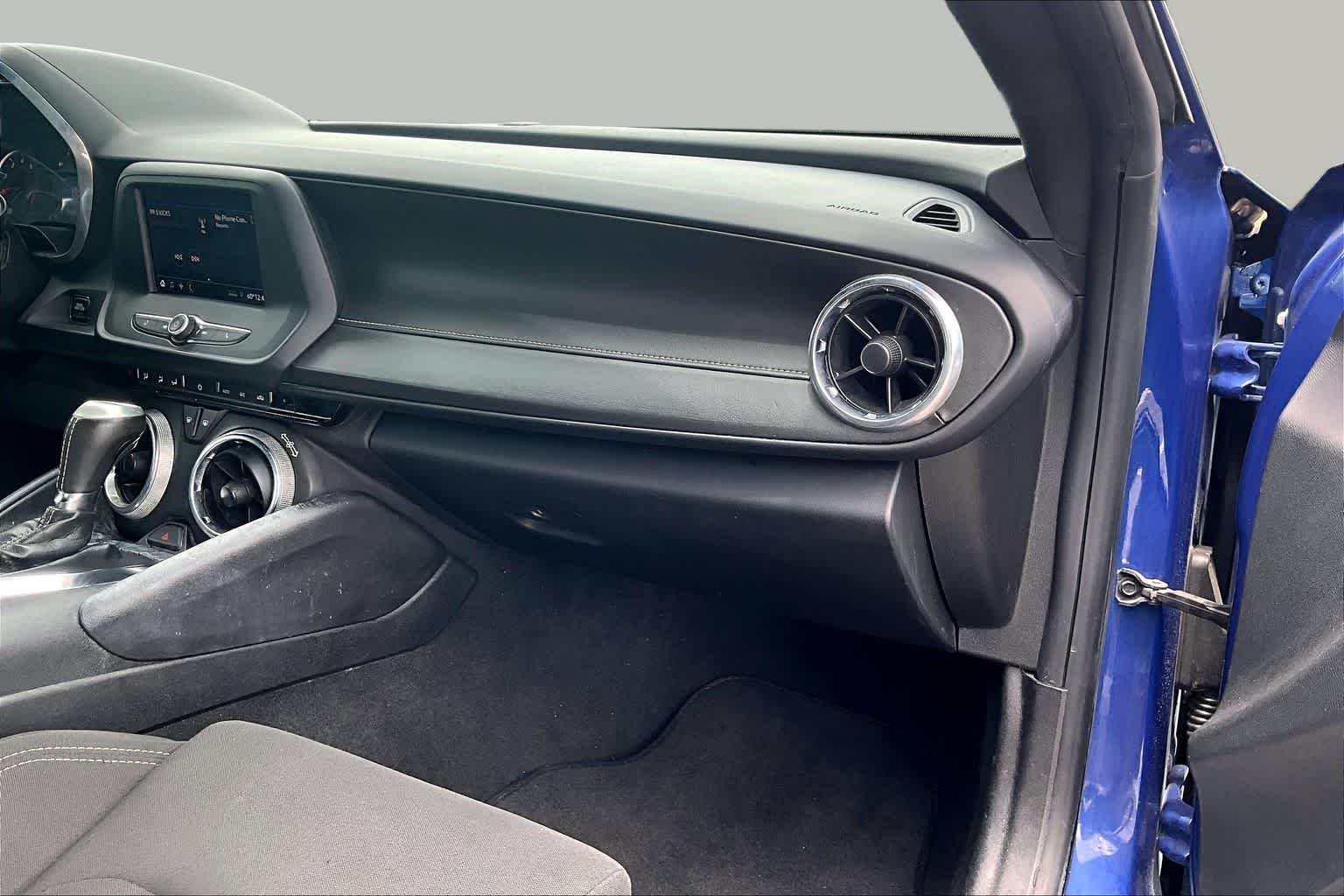 Used 2020 Riverside Blue Metallic Chevrolet 1LT image 19
