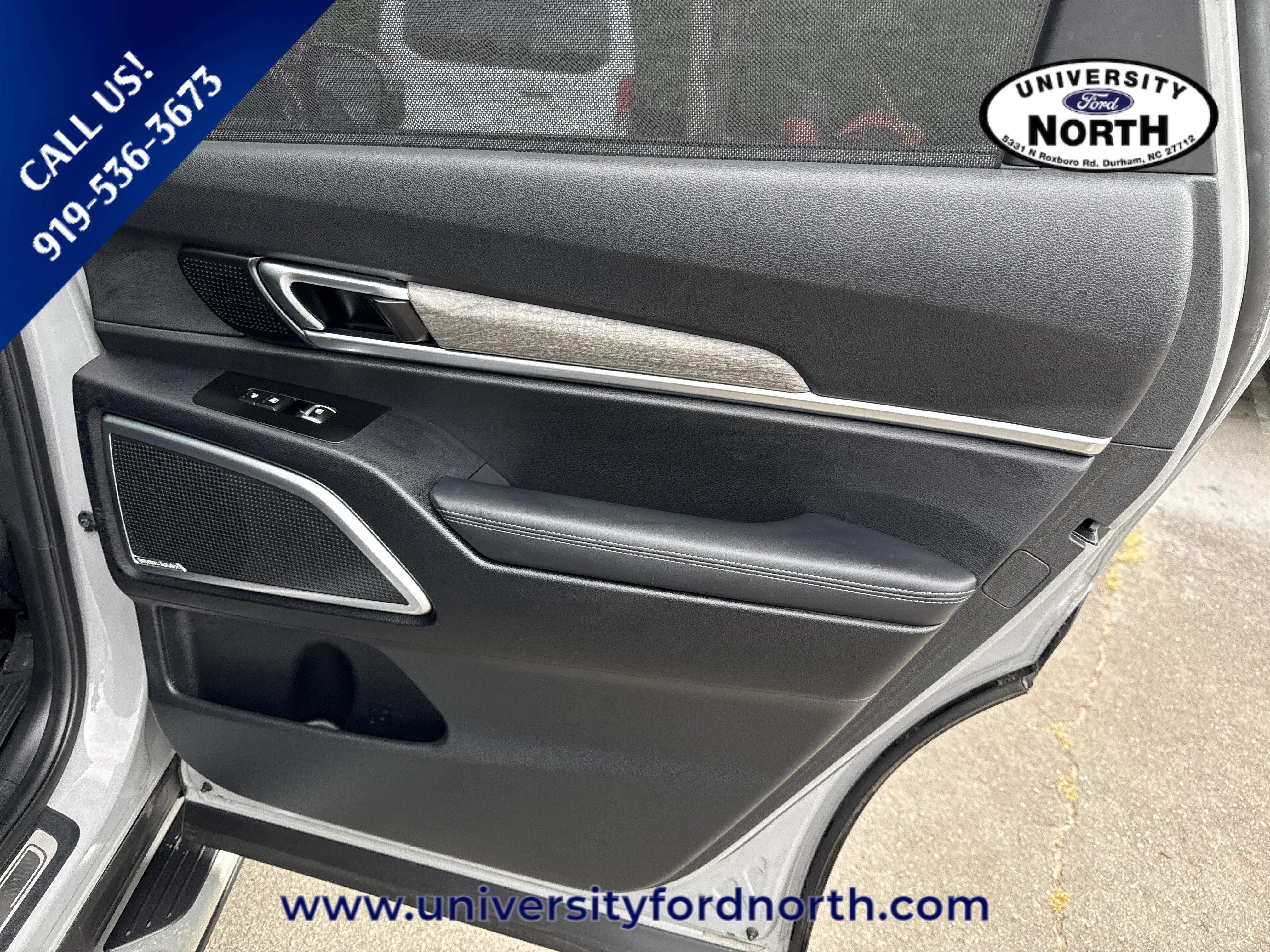 Used 2022 Wolf Gray Kia SX image 42
