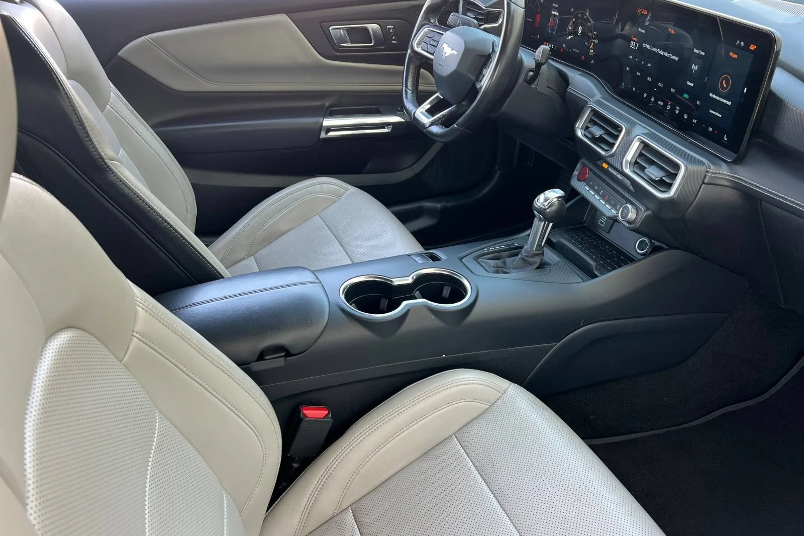 Used 2024 Blue Ford EcoBoost image 16