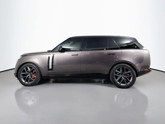 Certified Used 2022 Charente Gray Premium Metallic Land Rover SE image 8