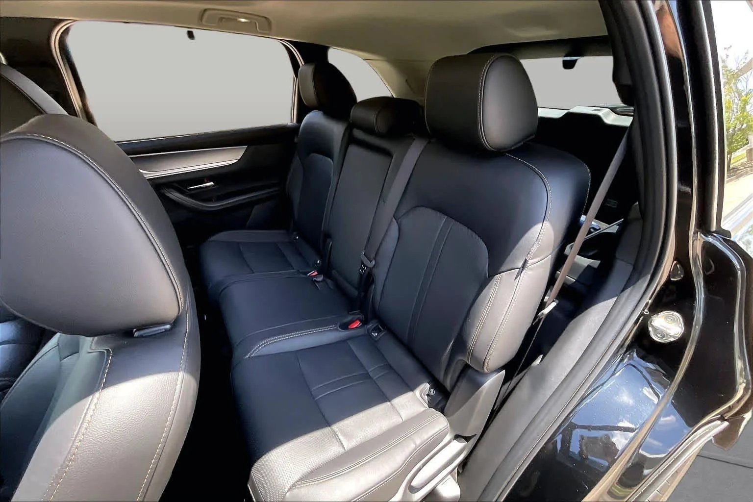 Used 2025 Jet Black Mica Mazda Premium Package image 20