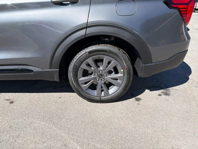 Used 2026 Carbonized Gray Metallic Ford Active image 54