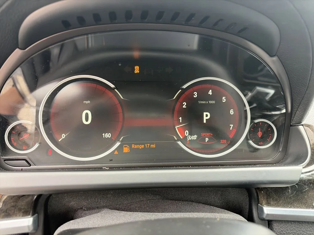 Used 2015 White BMW 640i image 34