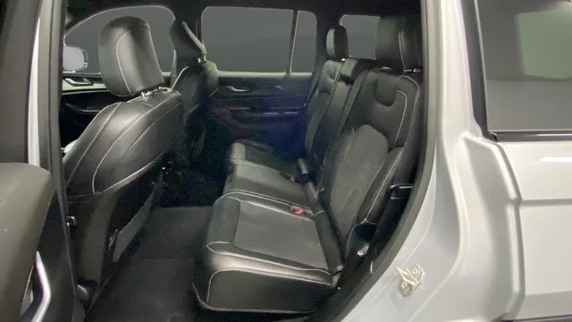 Used 2023 Silver Jeep Altitude X image 24
