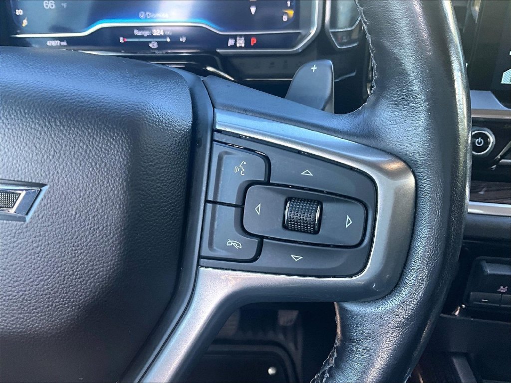 Used 2022 Black Chevrolet RST image 24